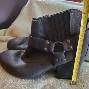 Gently used distressed boots
